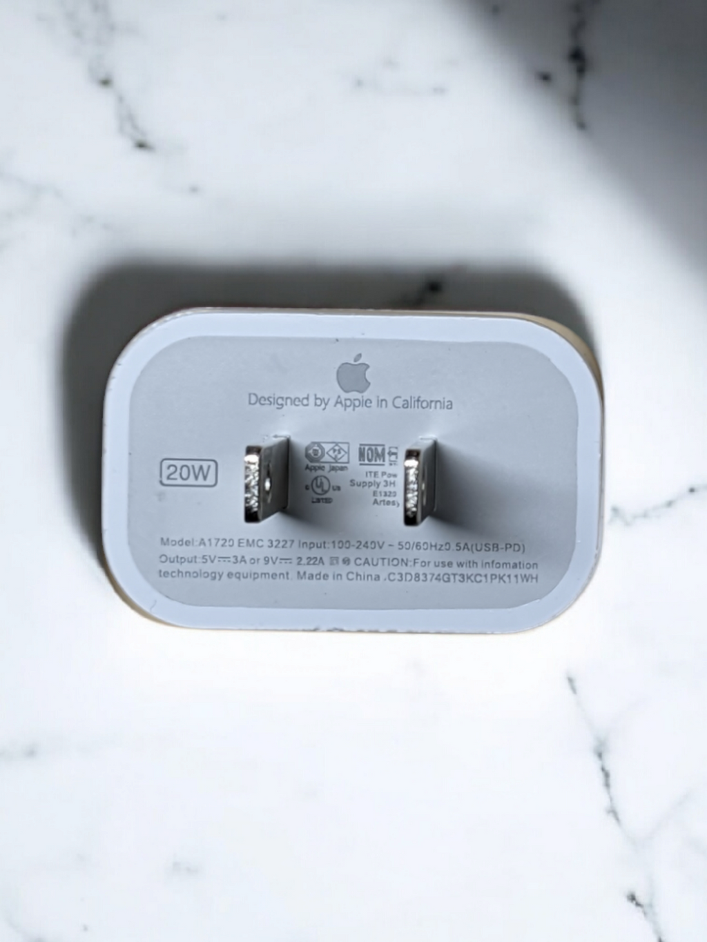 CARGADOR 20 W C A L IPHONE premium