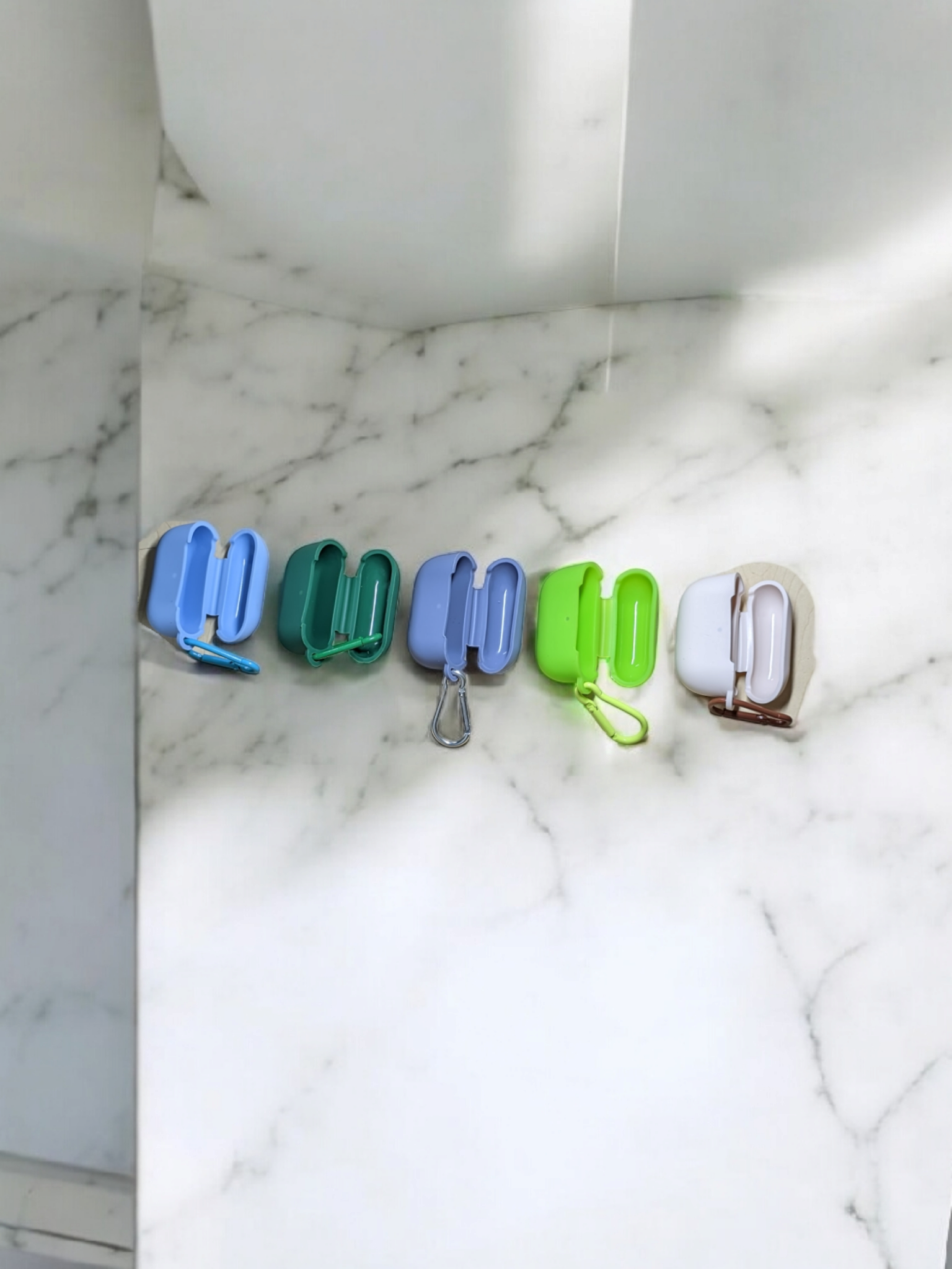 FUNDAS AIRPODS 4TA GENERACION COLORES