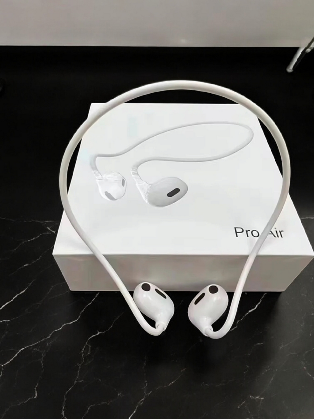 PRO AIR AUDIFONOS APPLE