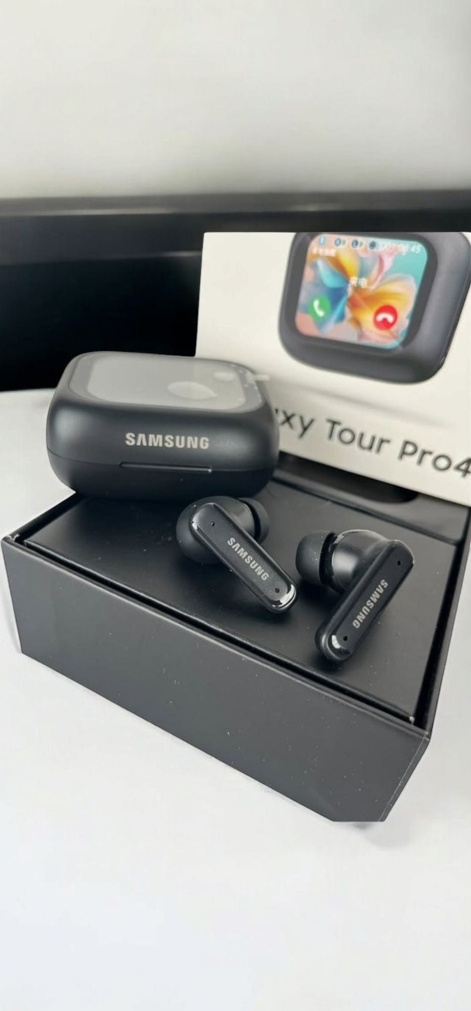 SAMSUNG TOUR PRO 4