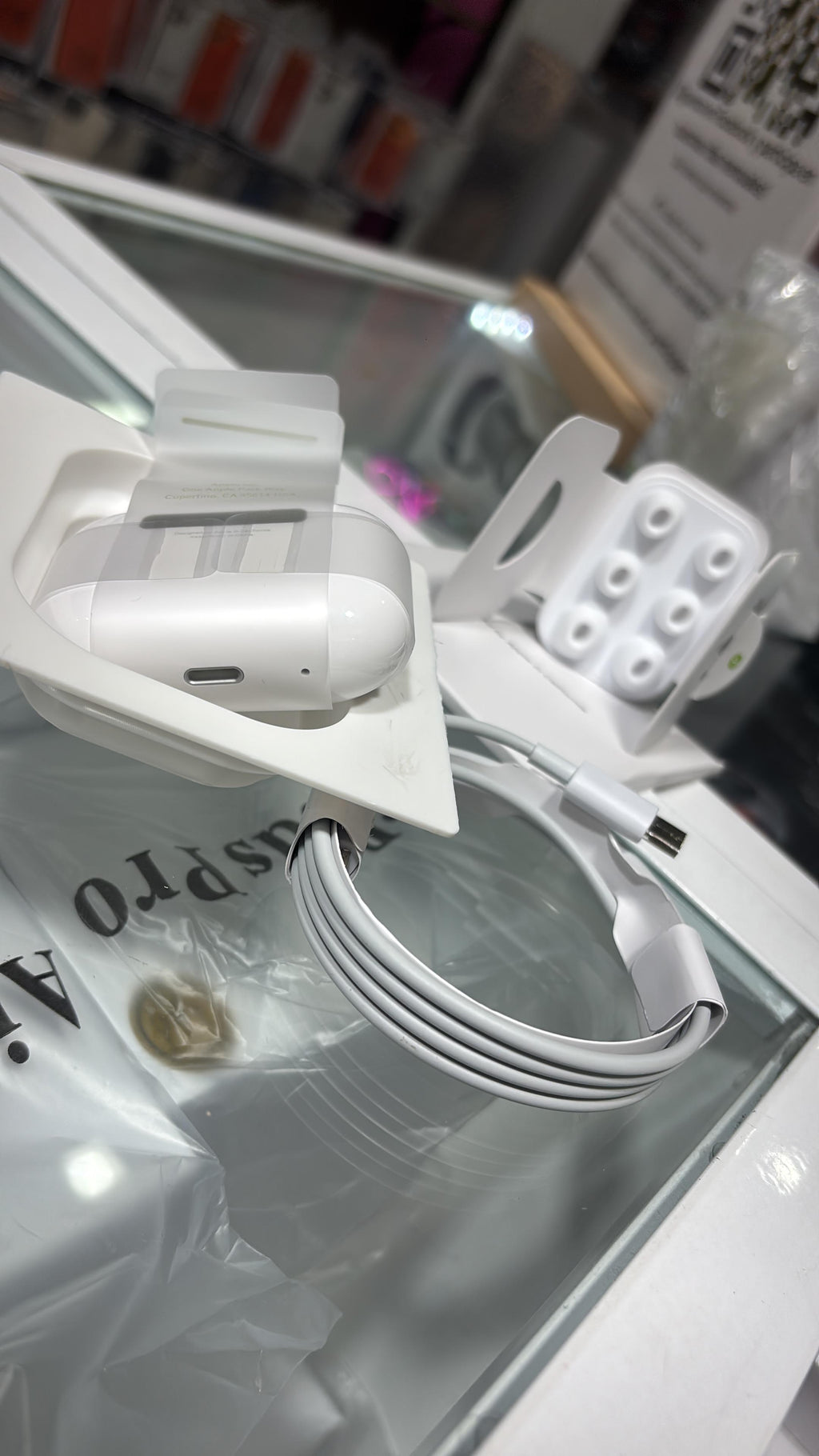 AIRPODS PRO 2 LIGHTNING SIMULADA