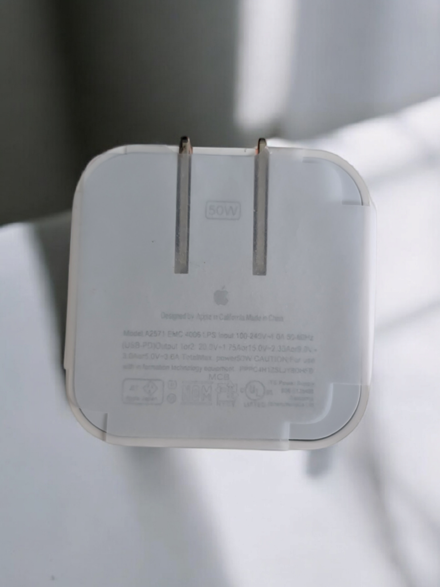 CUBO IPHONE TIPO C DOBLE ENTRADA